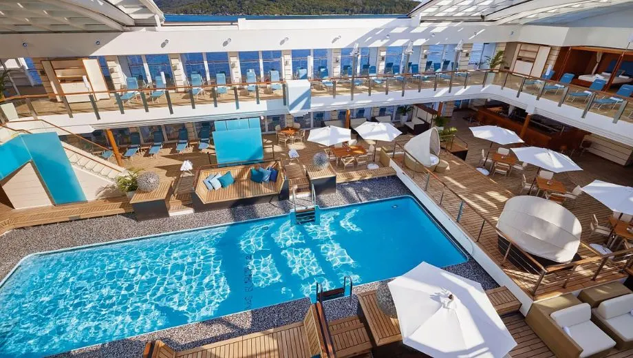 Hapag Lloyd zwembad