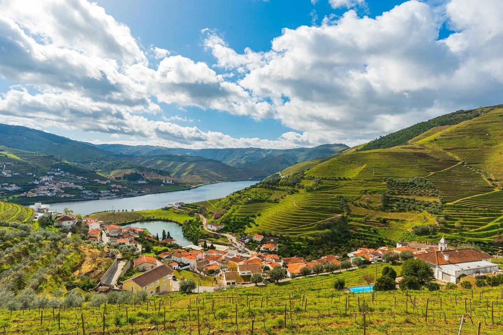 Fly-drive Wine & Dine in solares