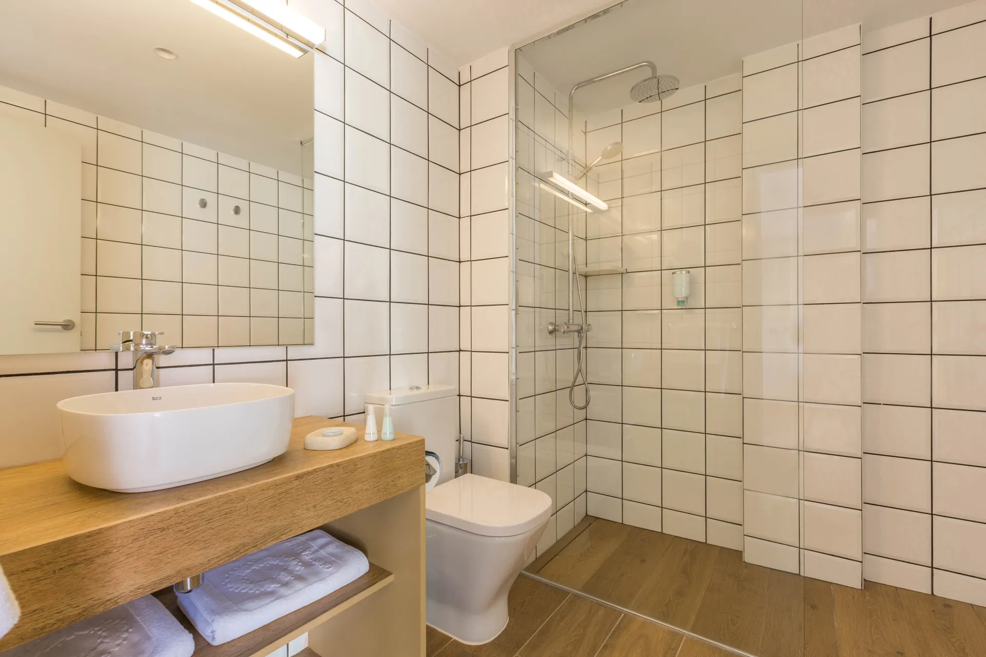 Voorbeeld badkamer, Odissea Park