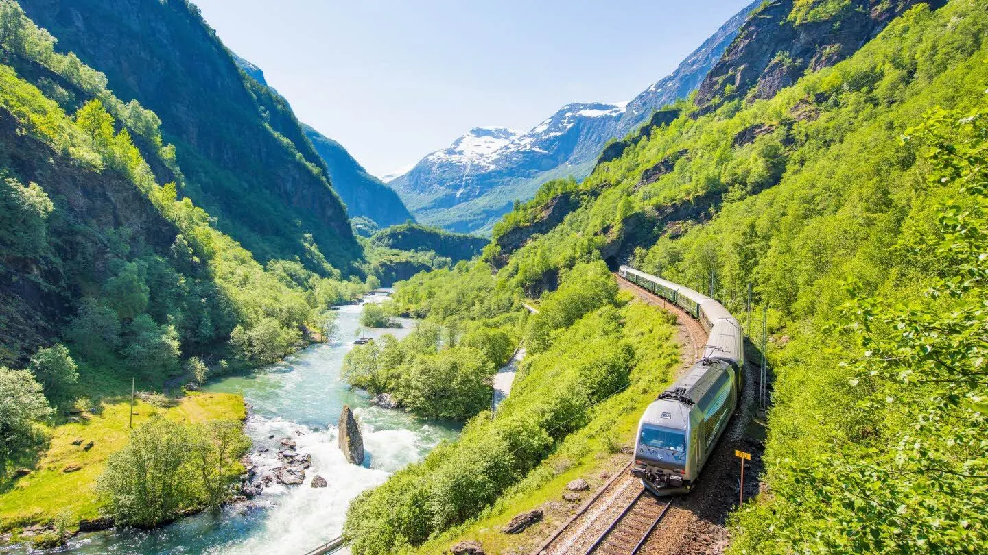 Flåmsbanen - Foto: Sverre Hjørnevik