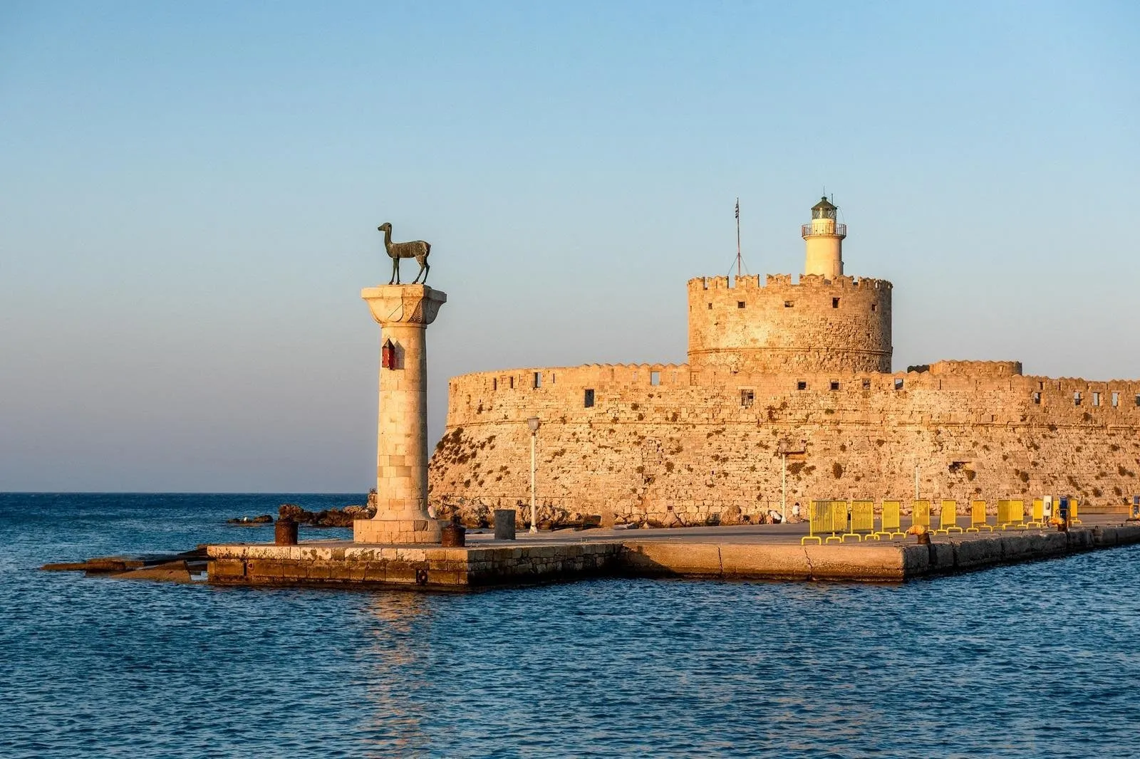 Fly-drive Rhodos in style