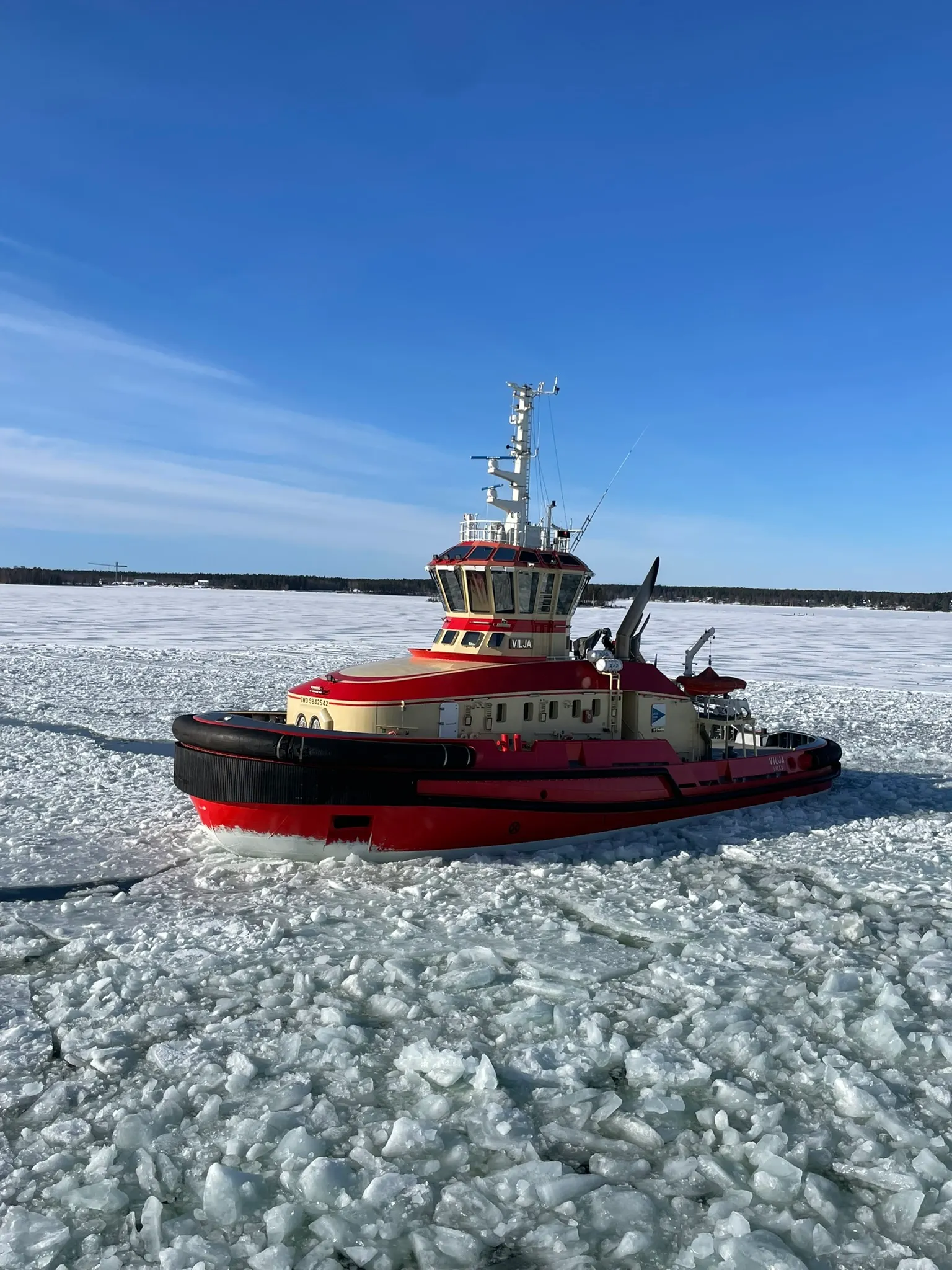 Gebroken ijs in Zweden, Hapag-Lloyd Cruises
