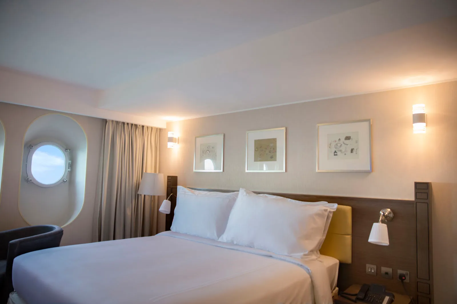 Queen Elizabeth 2 Hotel