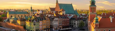 Stedentrip Warschau - Warschau, de bruisende hoofdstad van Polen, is een stad vol contrasten waar moderne architectuur moeiteloos samengaat met historische charme. Na bijna volledig verwoest te zijn tijdens de Tweede Wereldoorlog, is Warschau op indrukwekkende wijze herbouwd, met een prachtig herstelde oude binnenstad die nu op de UNESCO Werelderfgoedlijst staat.
