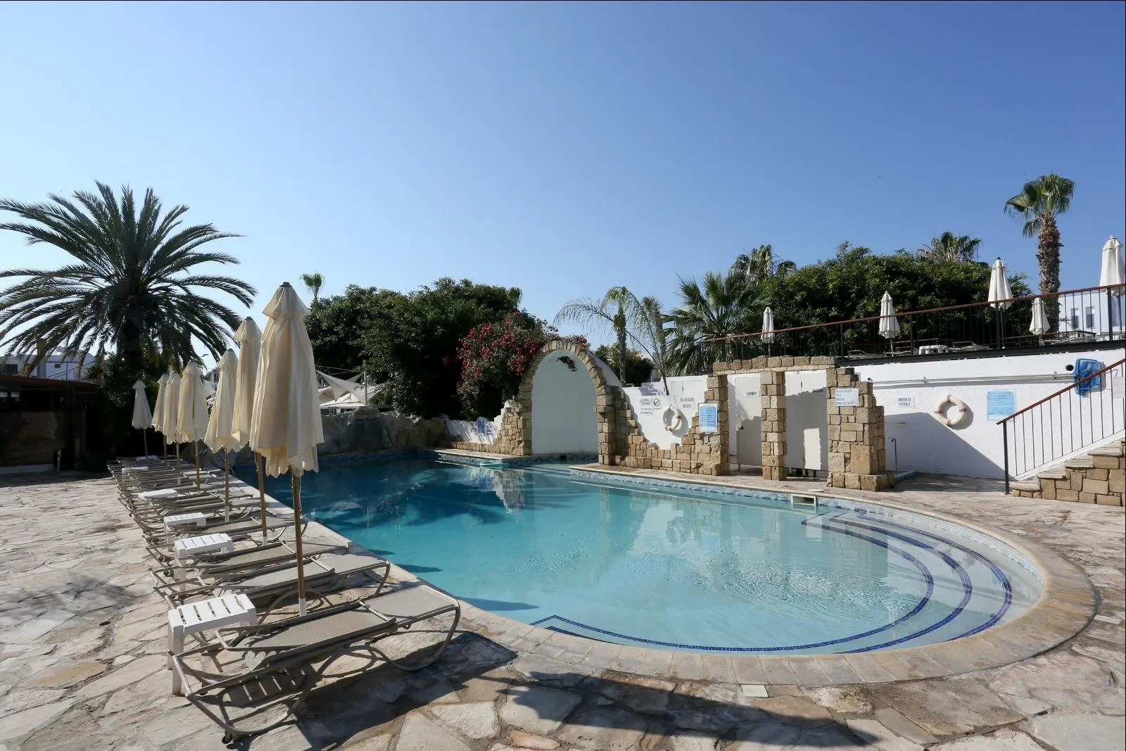 Dionysos Central