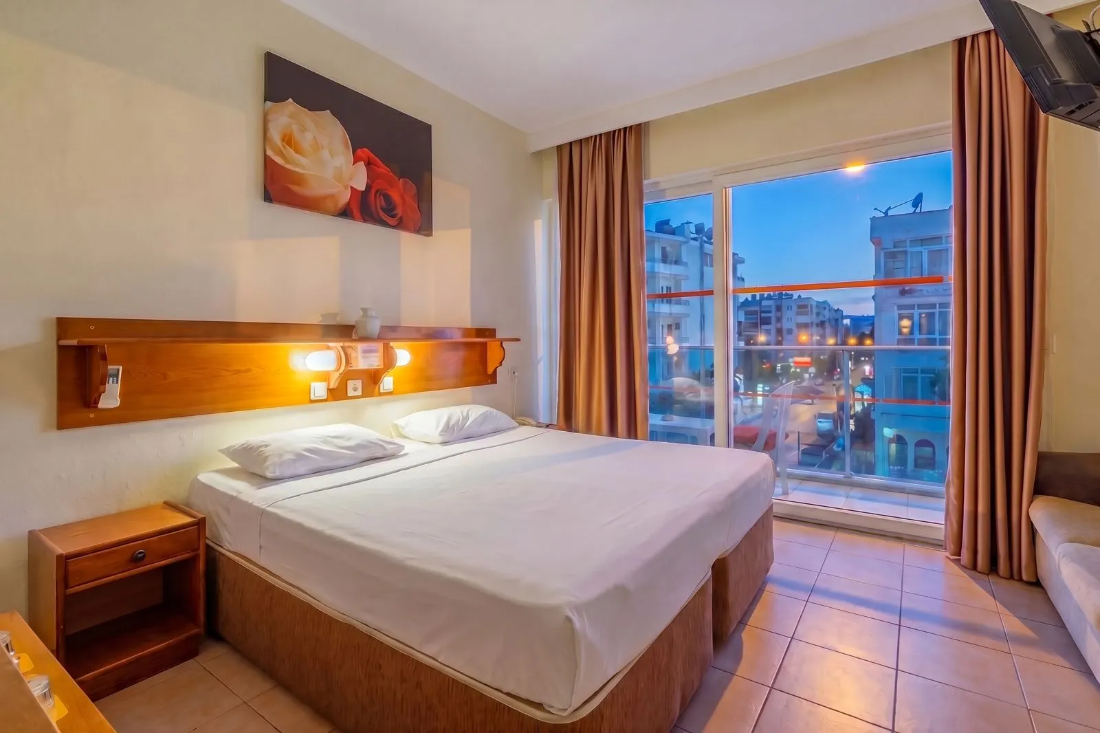 Gallion Hotel