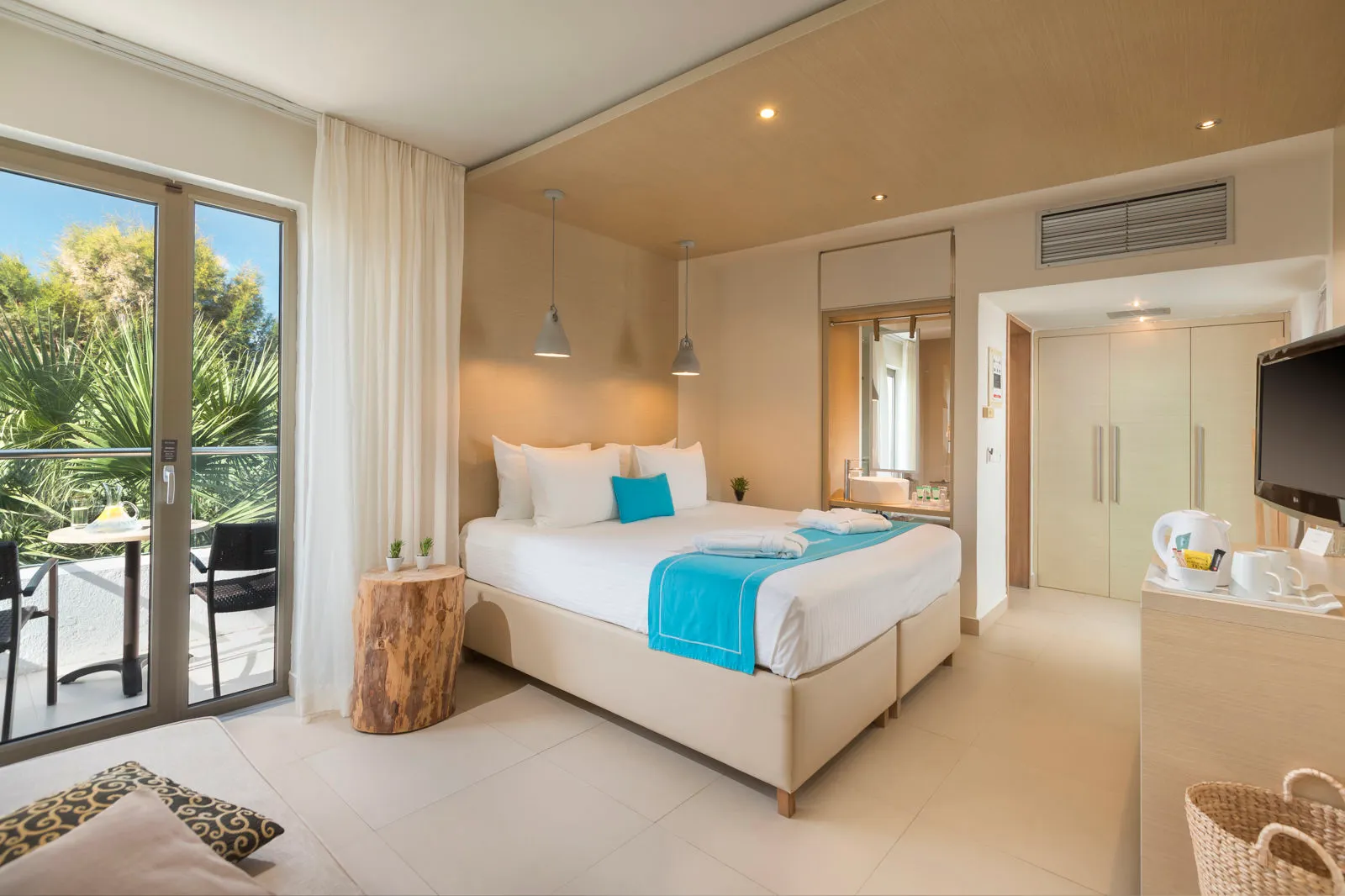 The Island Hotel