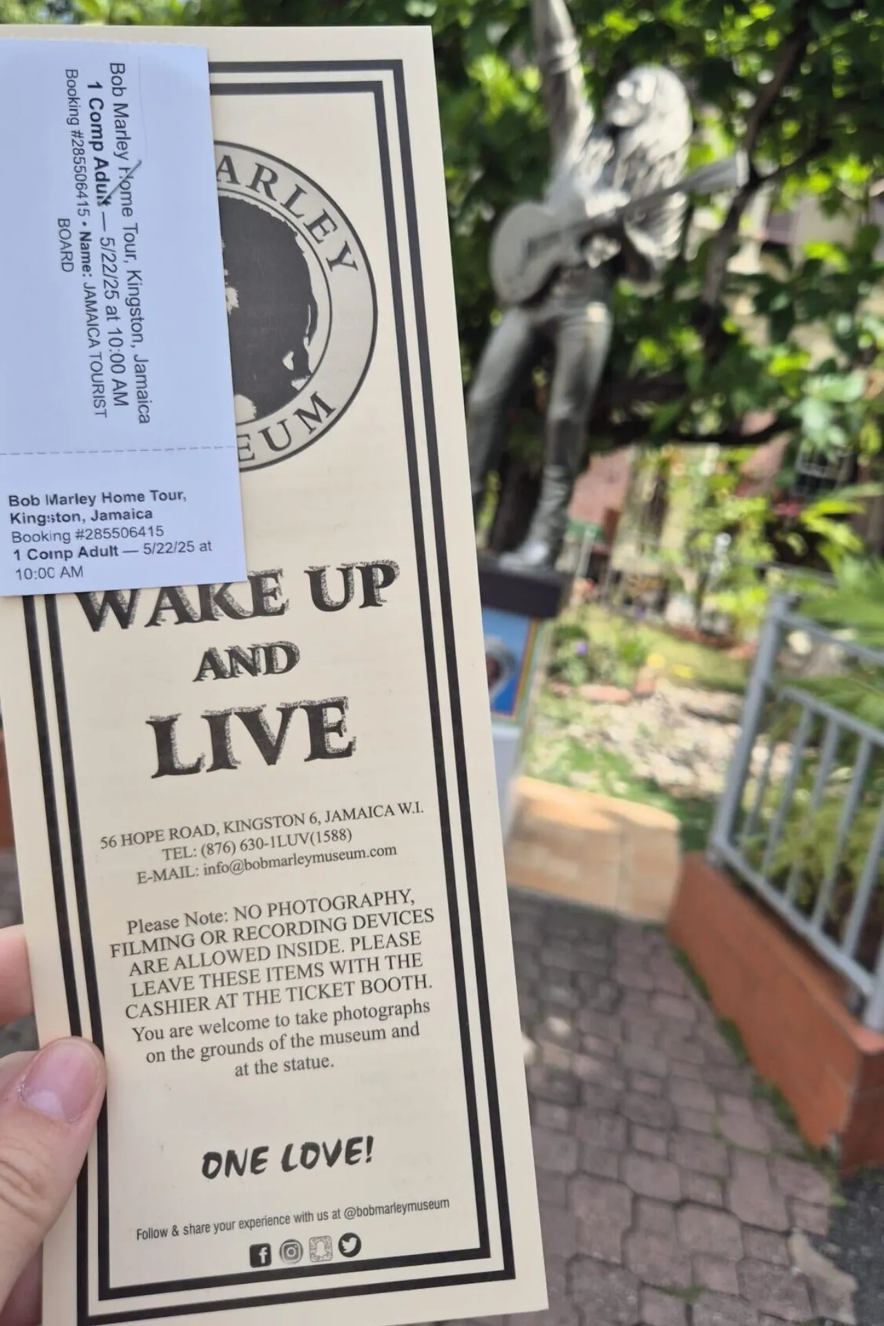 Ticket voor een rondleiding door het oude huis van Bob Marley, nu een cultureel erfgoed op Jamaica.