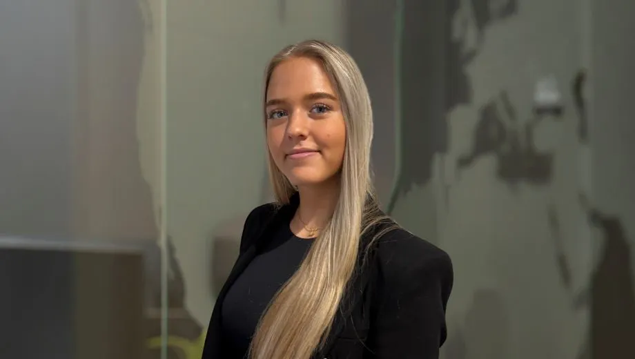 Silver Swevels Stagiaire Marketing en Communicatie bij Travelcenter de Wit