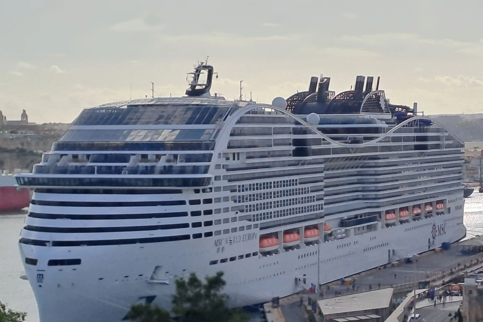Cruiseschip van MSC Cruises: MSC World Europa 