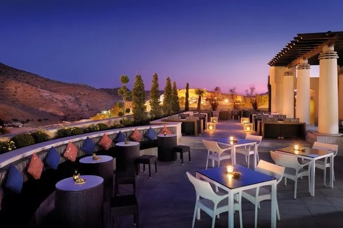 Mövenpick Resort Petra dakterras - Petra