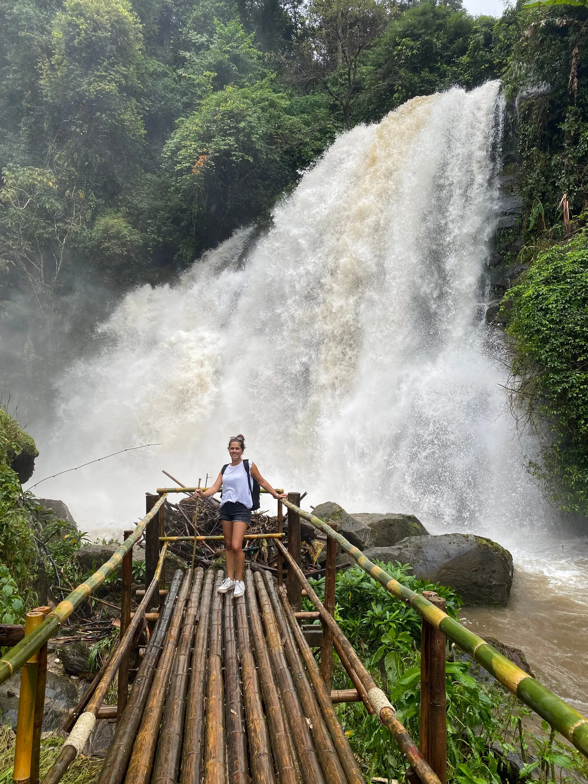 Jerinde in Doi Inthanon National Park tijdens een rondreis door Thailand